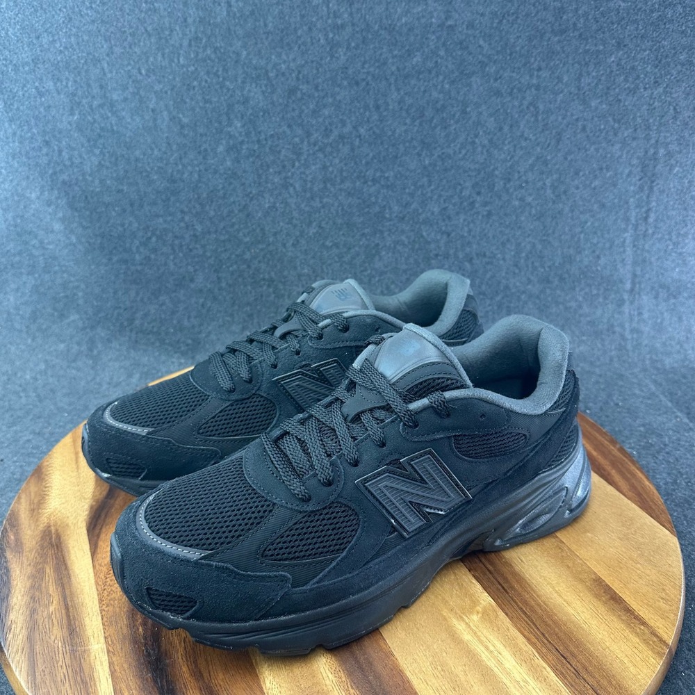 New Balance 2010 Men's Size 11M Lifestyle Shoes Triple Black U20107B1 - Picture 6 of 12